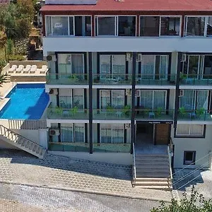 Hotel Airport Guelluek, Milas
